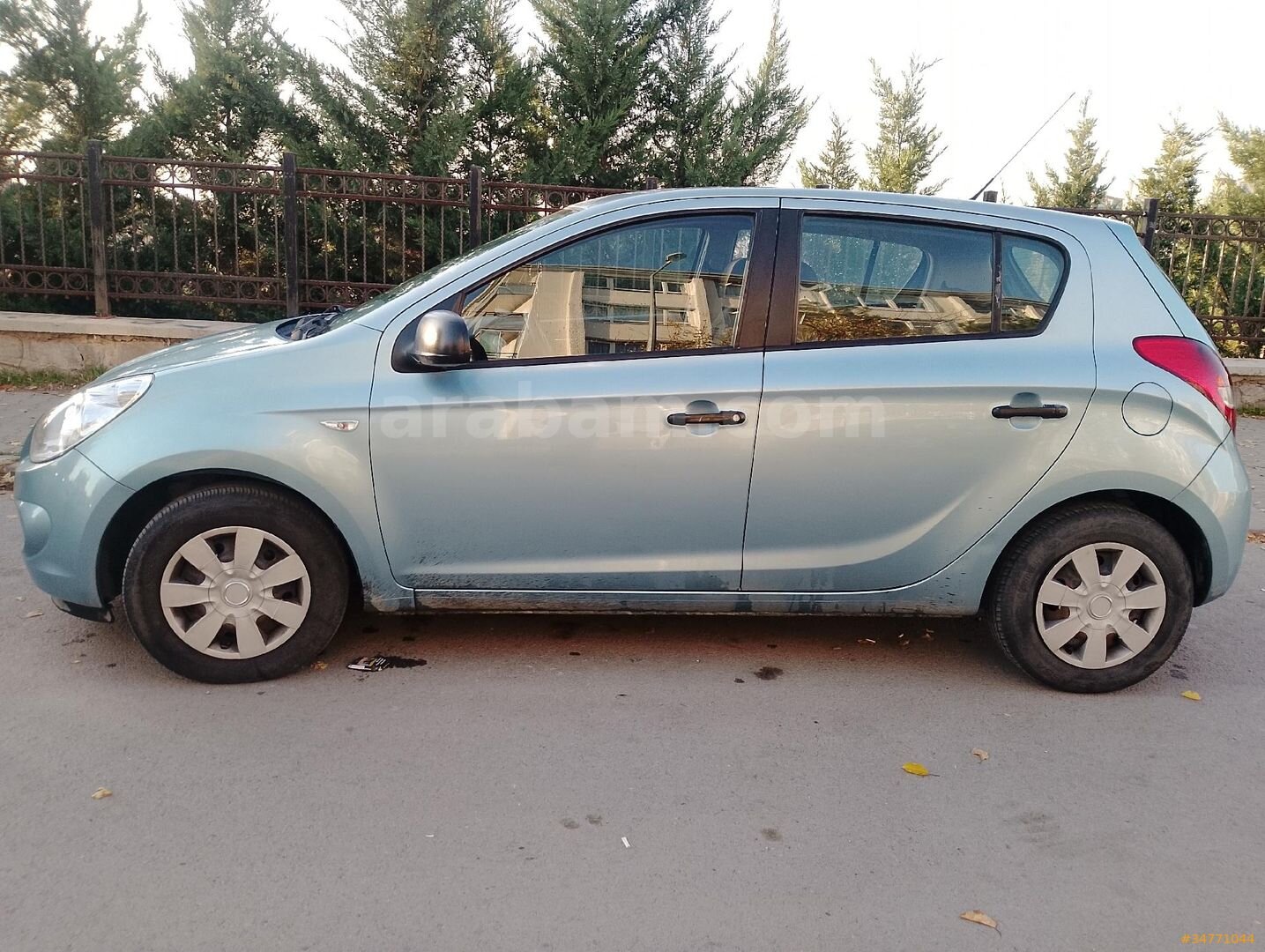 Sahibinden Hyundai i20 1.4 CRDi Team 2010 Model Ankara 248.000 km Mavi (metalik) 4