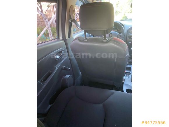 Sahibinden Renault Clio 1.2 Joy 2015 Model  230.000 km Gri (Gümüş)