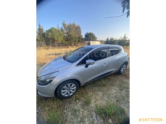 Sahibinden Renault Clio 1.2 Joy 2015 Model  230.000 km Gri (Gümüş)
