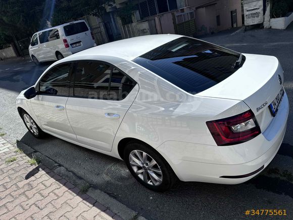 Memurdan Skoda Octavia 1.6 TDI Style 2018 Model 