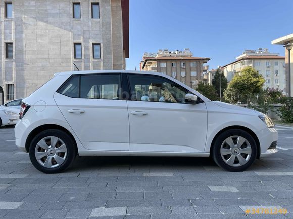 Sahibinden Skoda Fabia 1.0 GreenTec Ambition 2015 Model 