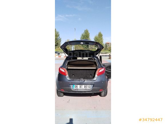 DEĞİŞENSİZ Mazda 2 1.3 Go 2009 Model