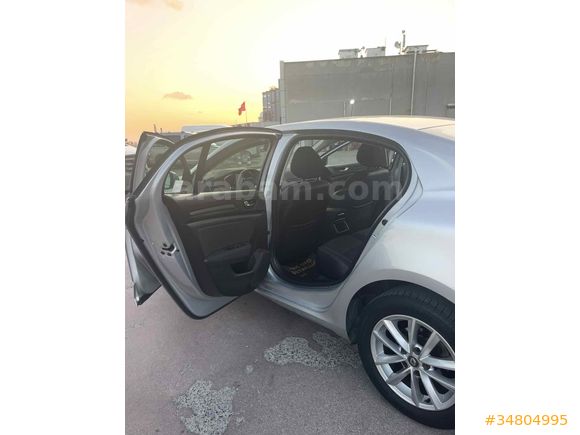 Sahibinden Renault Megane 1.5 dCi Touch 2019 Model 