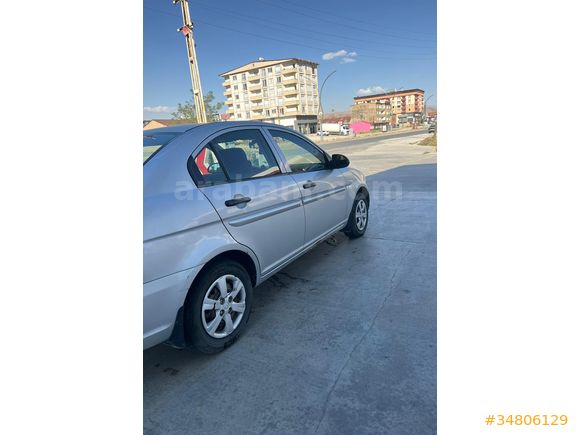 Sahibinden Hyundai Accent Era 1.4 Team 2010 Model