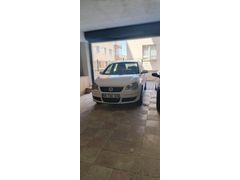 Sahibinden Volkswagen Polo 1.4 Trendline 2008 Model  Arabanın camlarına kadar orijinal tertemiz Hiçbir sıkıntısı yok