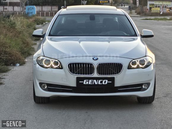 2011 BMW 5.20 D PREMİUM 5 BÖLGE CAMERA MAKAM PERDE