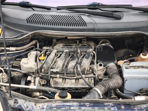 Sahibinden Renault Scenic 1.6 Dynamique 2004 Model