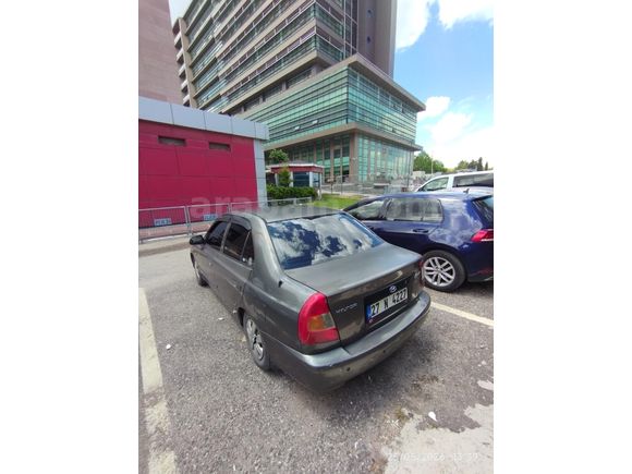 SATILIK Hyundai Accent 1.3 LX KLİMALI 2002 Model
