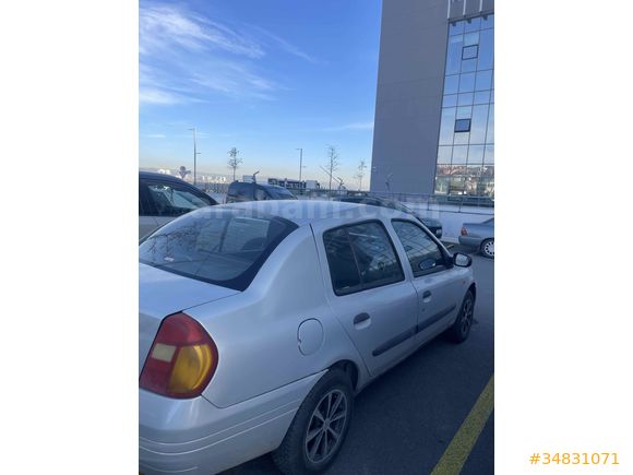 Sahibinden Renault Clio 1.4 RNA 2000 Model 