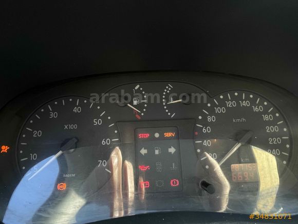 Sahibinden Renault Clio 1.4 RNA 2000 Model 