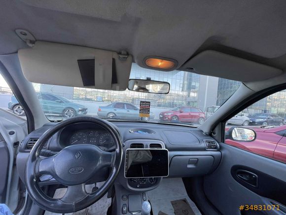 Sahibinden Renault Clio 1.4 RNA 2000 Model 