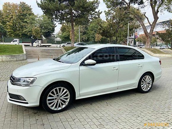 Volkswagen Jetta 1.4 TSi BlueMotion Highline 2017 Model