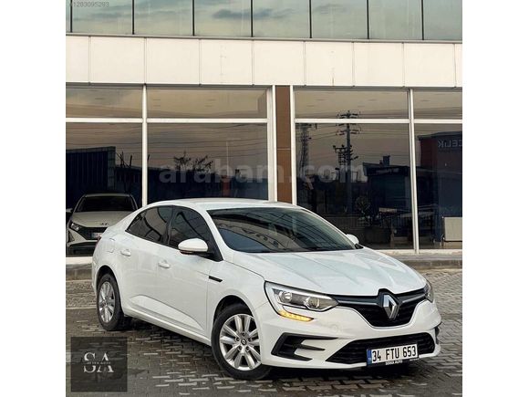 SERKA AUTO'DAN 2022 MODEL RENAULT MEGANE HTSZ K.KARTI 12 TAKSİT