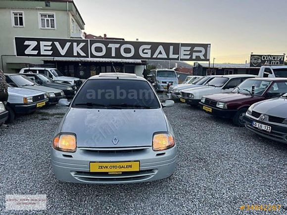 ZEVK OTO GALERİDEN CLİO
