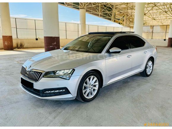 Skoda SuperB 1.6 TDI Elite Cam Tavan 2019 Model