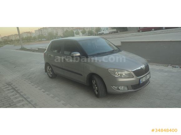 Sahibinden Skoda Fabia 1.4 Ambiente Dynamic 2011 Model