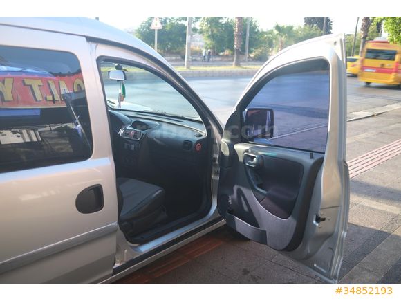 Sahibinden otomobil ruhsatlı Opel Combo 1.3 CDTI City Plus 2008 Model