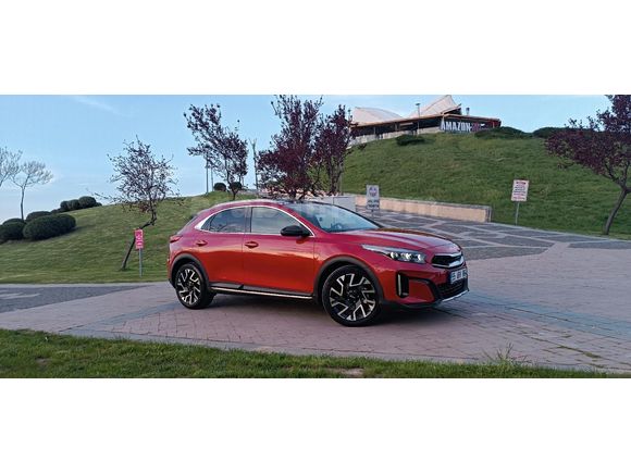 2025 KİA XCeed 1.5 TGDİ ELEGANS HATASIZ  5 Yıl Garanti