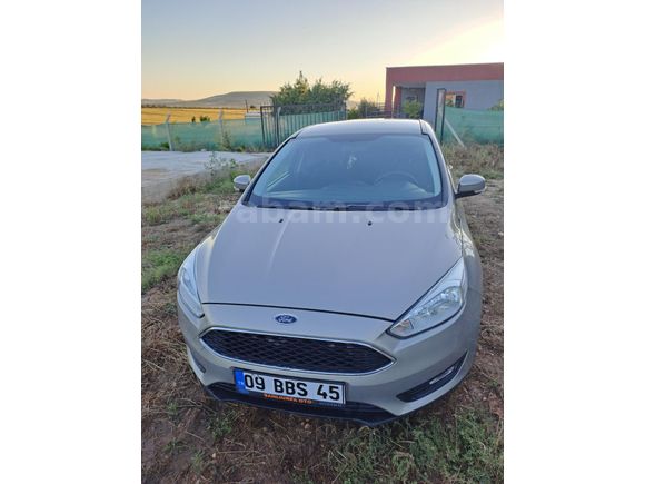 Sahibinden Ford Focus 1.6 Ti-VCT Trend X 2016 Model