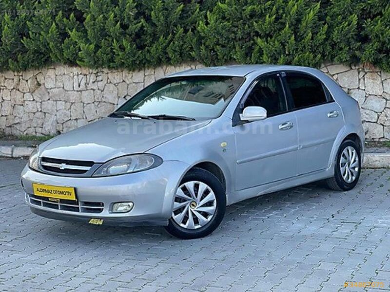 Galeriden Chevrolet Lacetti 1.6 SX 2005 Model İzmir 325.000 km Gri