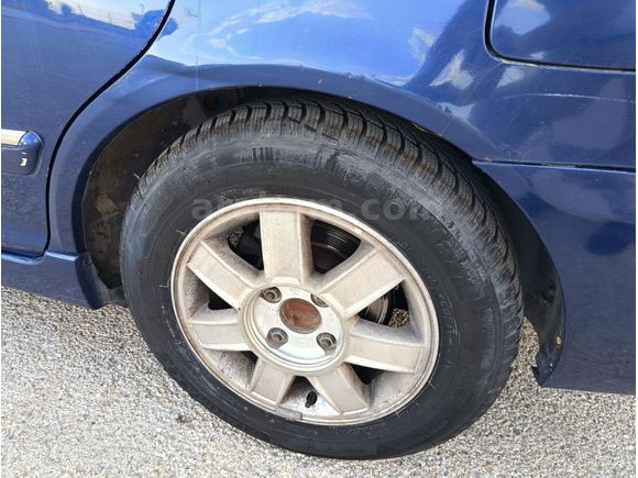 **KİA MAGENTİS TAM DONANIMLI UYGUN FİYAT OTOMATİK VİTES**