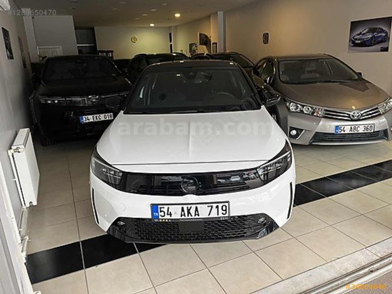 BATUHAN'DAN 2023 CORSA-E GS CAM TAVAN OTOMATİK YENİ KASA HATASIZ