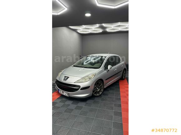 Sahibinden Peugeot 207 1.4 HDi Trendy 2007 Model 