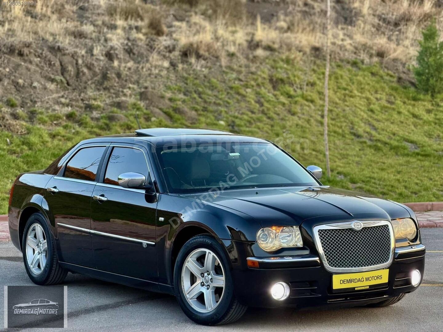 Galeriden Chrysler 300 C 3.0 CRD 2008 Model Ankara 390.000 km Siyah 4