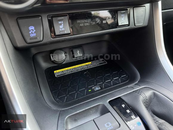 2020 TOYOTA RAV4 2.5 HYBRİD 4X4 P.XPACK-115"KM-DERİ-JBL-BOYASIZ