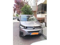 Sahibinden Citroen Berlingo 1.5 BlueHDI Feel Bold 2024 Model İstanbul