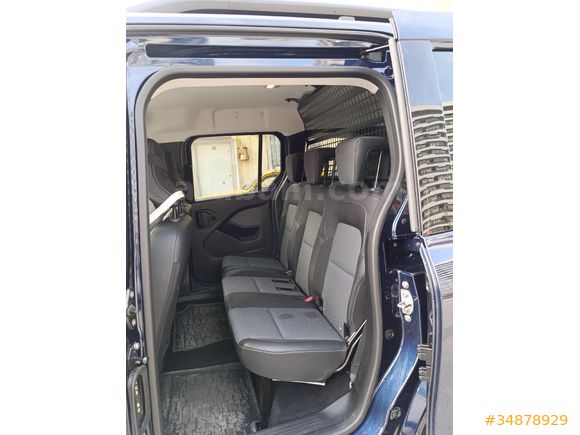 Sahibinden Renault Kangoo Multix 1.3 TCe Iconic 2024 Model