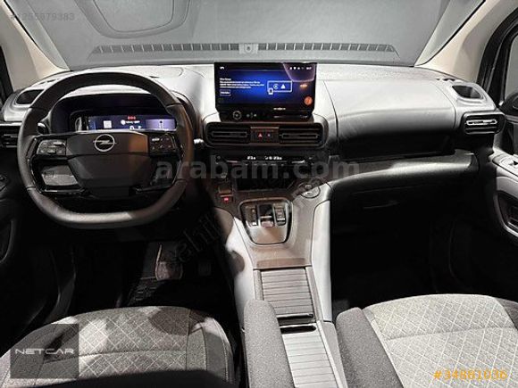 NETCAR'DAN 0 KM 2025 COMBO 1.5 D ULTIMATE %20 FATURA CAM TAVANLI