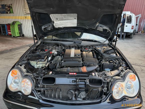 Hatasız boyasız Mercedes - Benz C 230 Kompressor Avantgarde 2005 Model İzmir