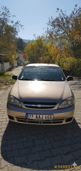 Acil satılık lacetti 2005 model benzinli içi çok geniş