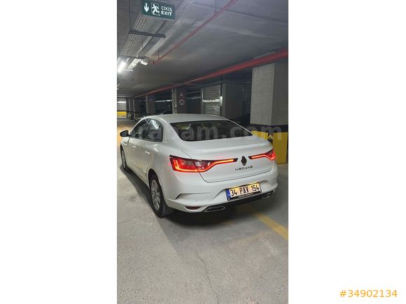 Sahibinden Renault Megane 1.3 TCe Touch 2025 Model