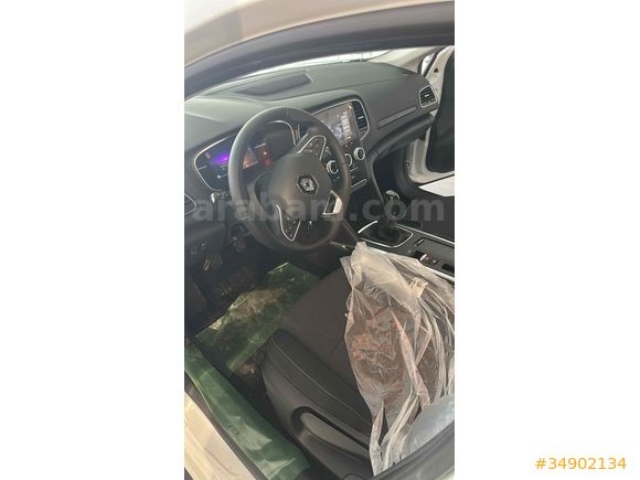 Sahibinden Renault Megane 1.3 TCe Touch 2025 Model