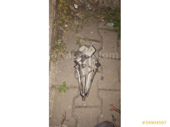 PEJO 405 MOTOR KULAĞI