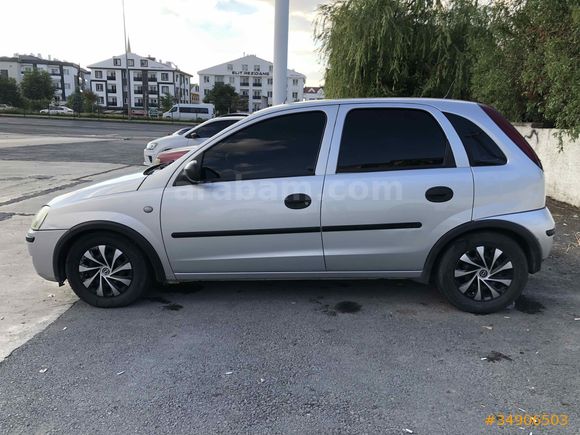 Sahibinden Opel Corsa 1.0 Essentia 2004 Model 