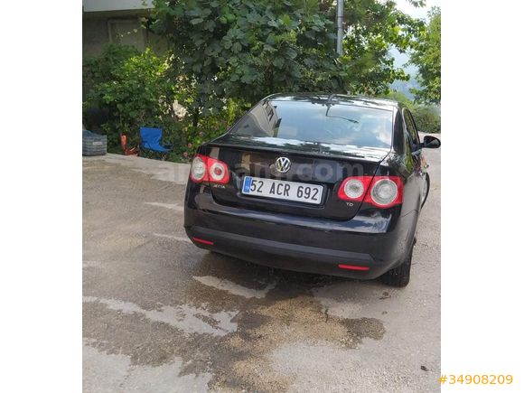Sahibinden Volkswagen Jetta 1.6 TDi Comfortline 2010 Model  255.000 km Siyah