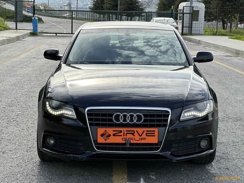 Galeriden Audi A4 Sedan 2.0 TDI 2012 Model İstanbul 451.252 km Siyah