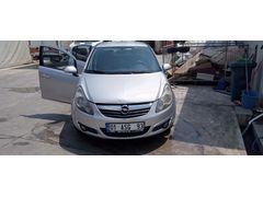 Sahibinden Opel Corsa 1.2 Twinport Enjoy 111 2011 Model sol ön kapı sol arka çamurluk boyalı sag arka çamurluk lokal boyalı araçta ğüneş yanıgı var