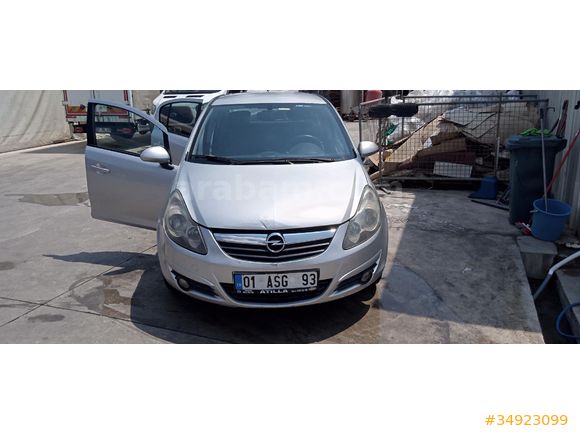 Sahibinden Opel Corsa 1.2 Twinport Enjoy 111 2011 Model sol ön kapı sol arka çamurluk boyalı sag arka çamurluk lokal boyalı araçta ğüneş yanıgı var