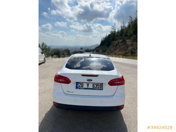 Sahibinden Ford Focus 1.6 TDCi Titanium 2015 Model