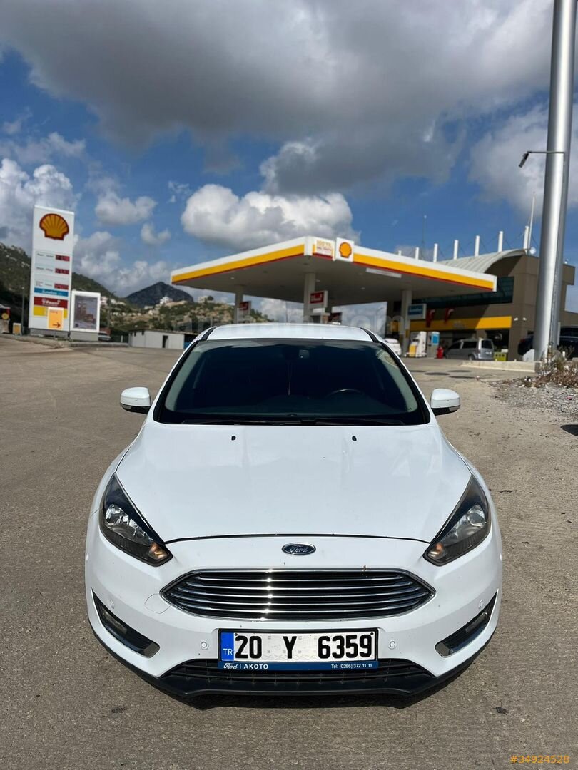 Sahibinden Ford Focus 1.6 TDCi Titanium 2015 Model Diyarbakır 203.000 km Beyaz 4