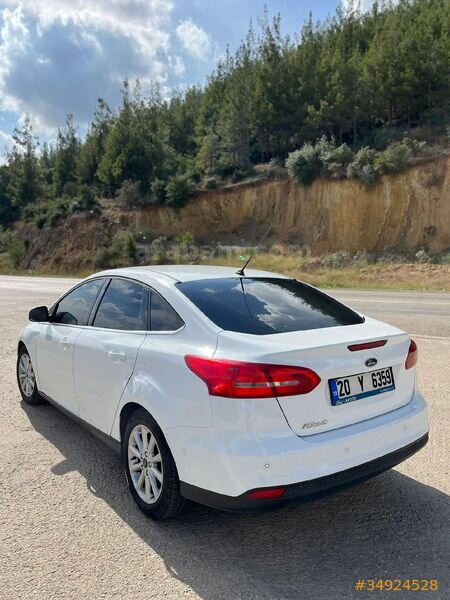 Sahibinden Ford Focus 1.6 TDCi Titanium 2015 Model Diyarbakır 203.000 km Beyaz