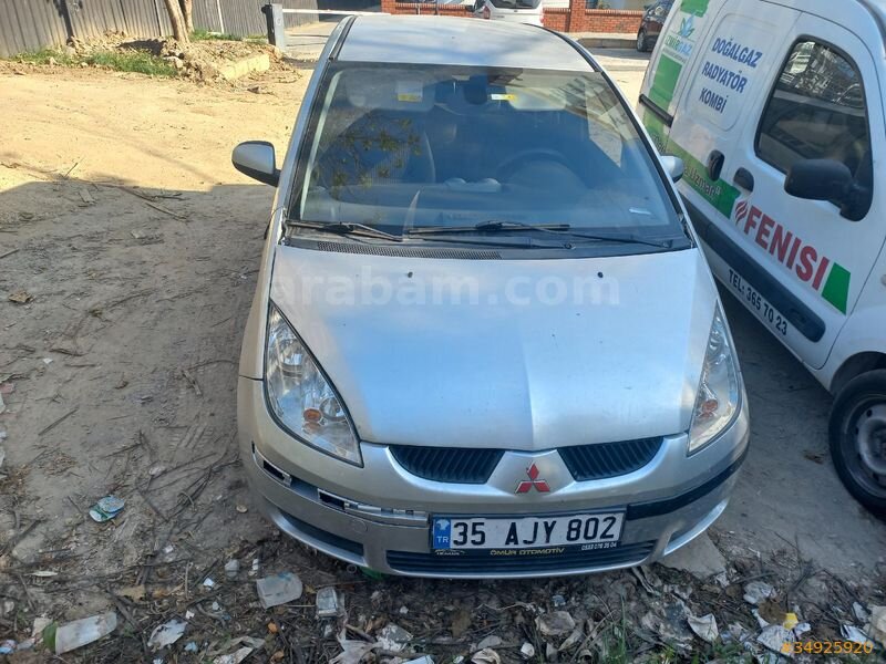 Sahibinden Mitsubishi Colt 1.5 DI-D Inform 2006 Model İzmir 268.000 km Gri (Gümüş)