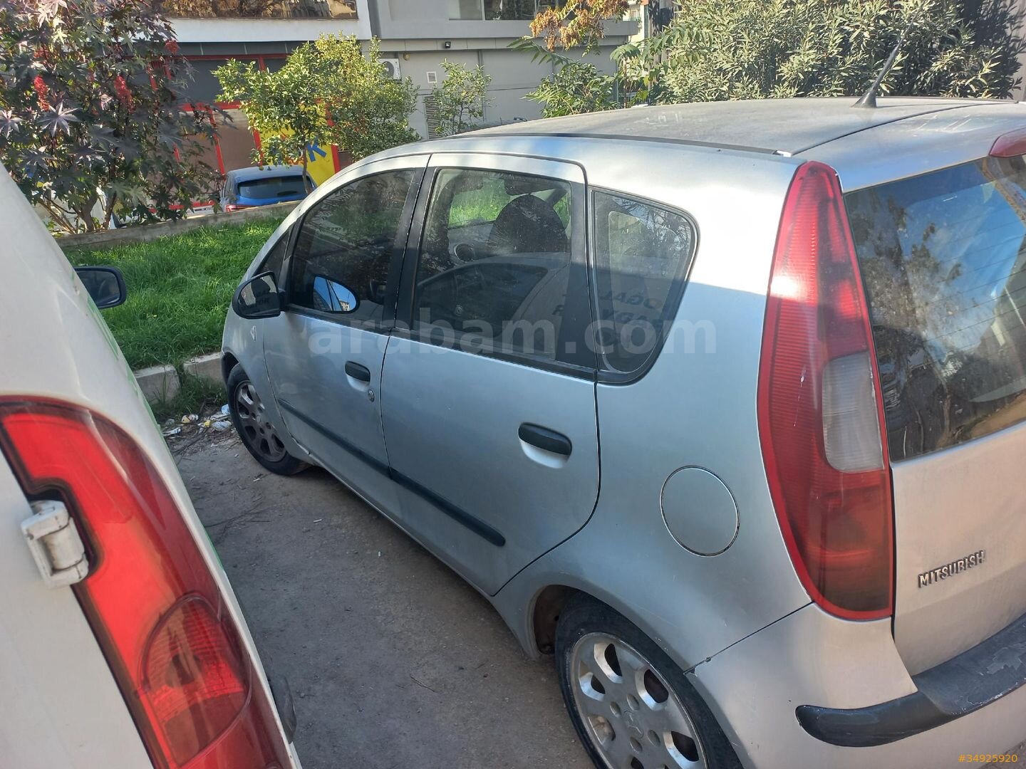 Sahibinden Mitsubishi Colt 1.5 DI-D Inform 2006 Model İzmir 268.000 km Gri (Gümüş) 2