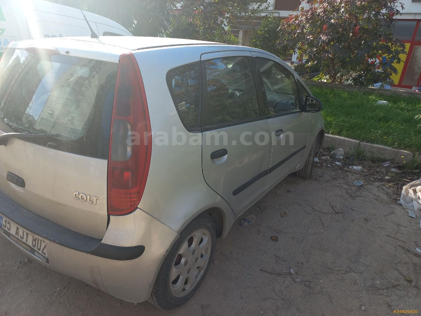 Sahibinden Mitsubishi Colt 1.5 DI-D Inform 2006 Model İzmir 268.000 km Gri (Gümüş) 5