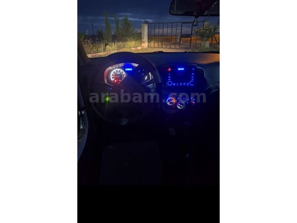 Sahibinden Hyundai Accent Era 1.4 Team ABS li 2010 Model