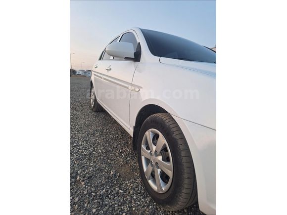 Sahibinden Hyundai Accent Era 1.4 Team ABS li 2010 Model